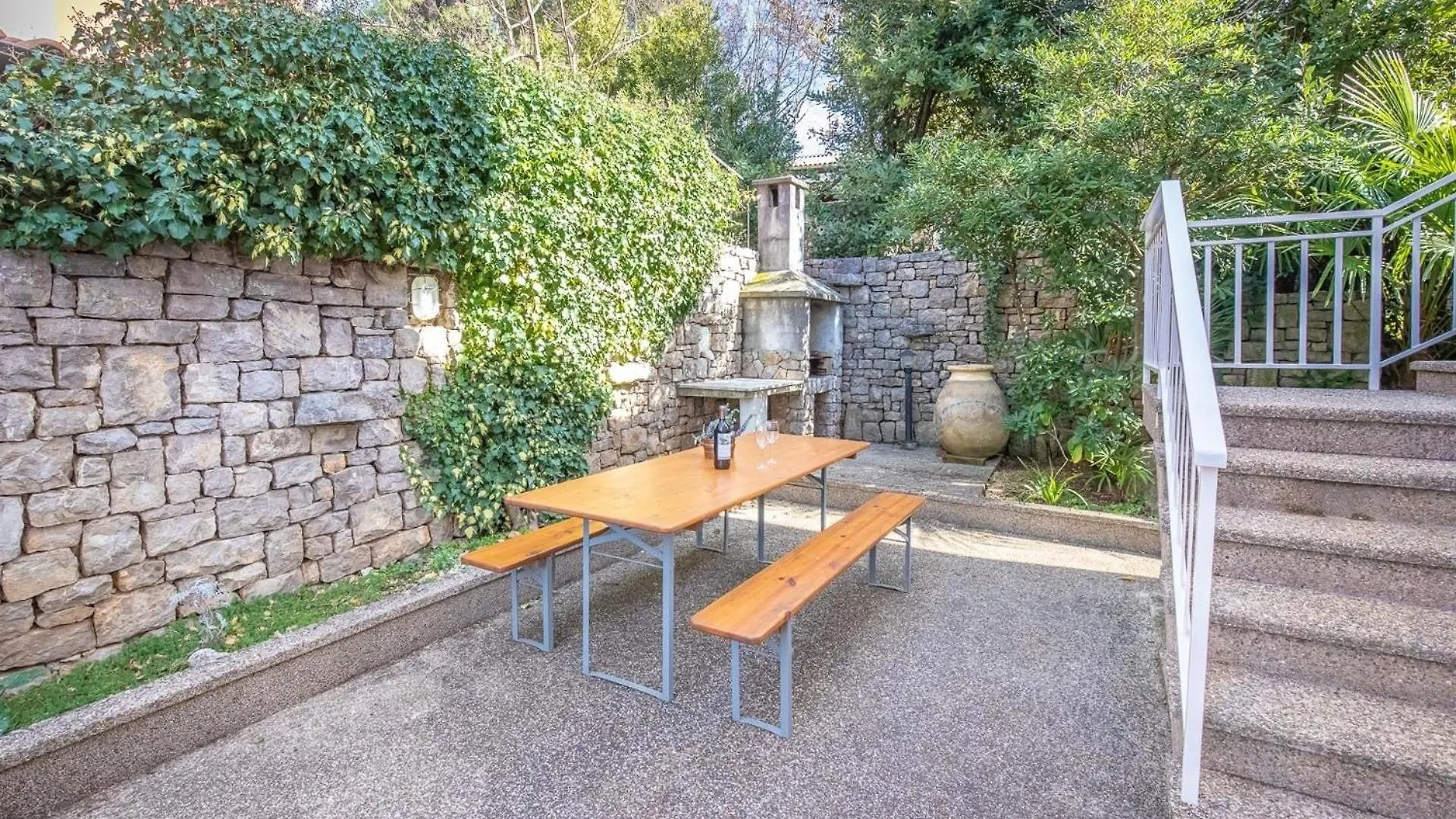 Apartment Ferienwohnung Fuer 4 Personen Ca 43 Qm In Njivice, Kvarner Bucht Krk Croatia